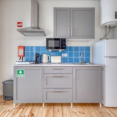 Oporto Guest Casa Dos Clerigos Apartment ภายนอก รูปภาพ