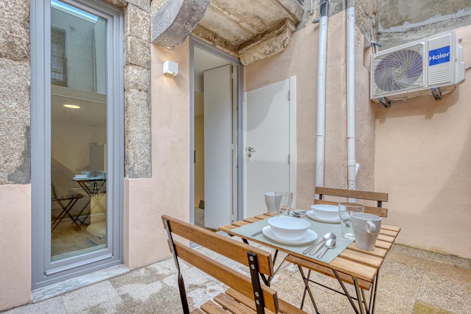 Oporto Guest Casa Dos Clerigos Apartment ภายนอก รูปภาพ
