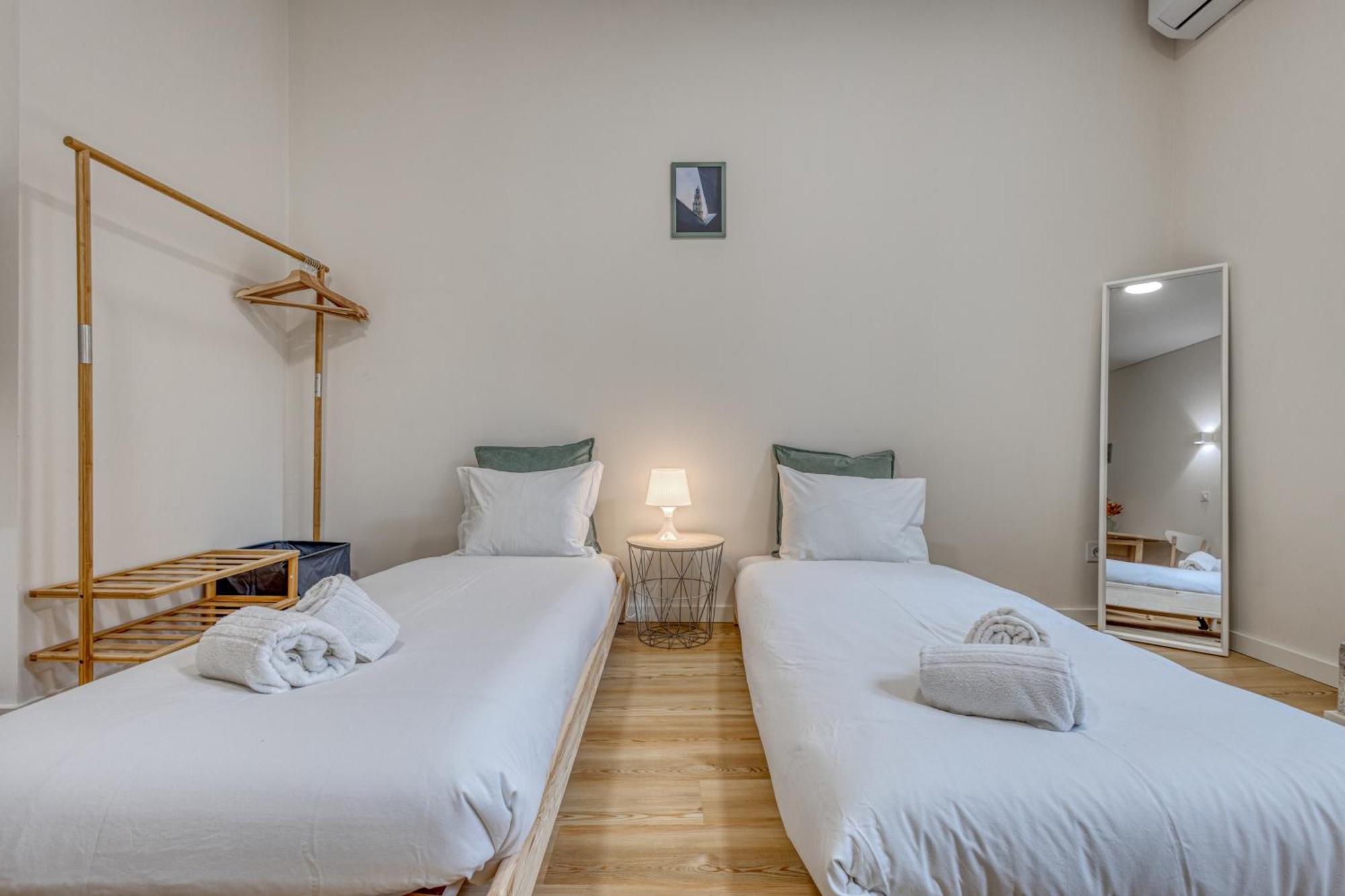 Oporto Guest Casa Dos Clerigos Apartment ภายนอก รูปภาพ