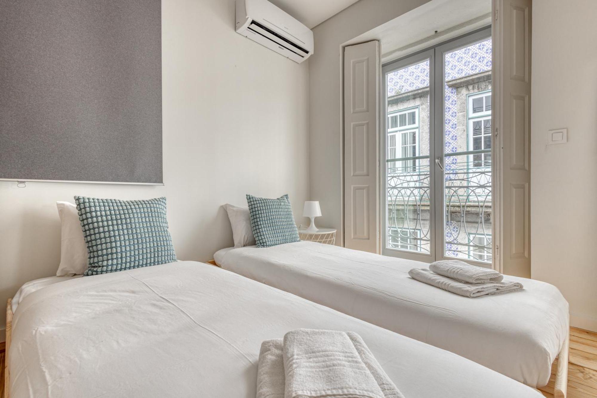 Oporto Guest Casa Dos Clerigos Apartment ภายนอก รูปภาพ