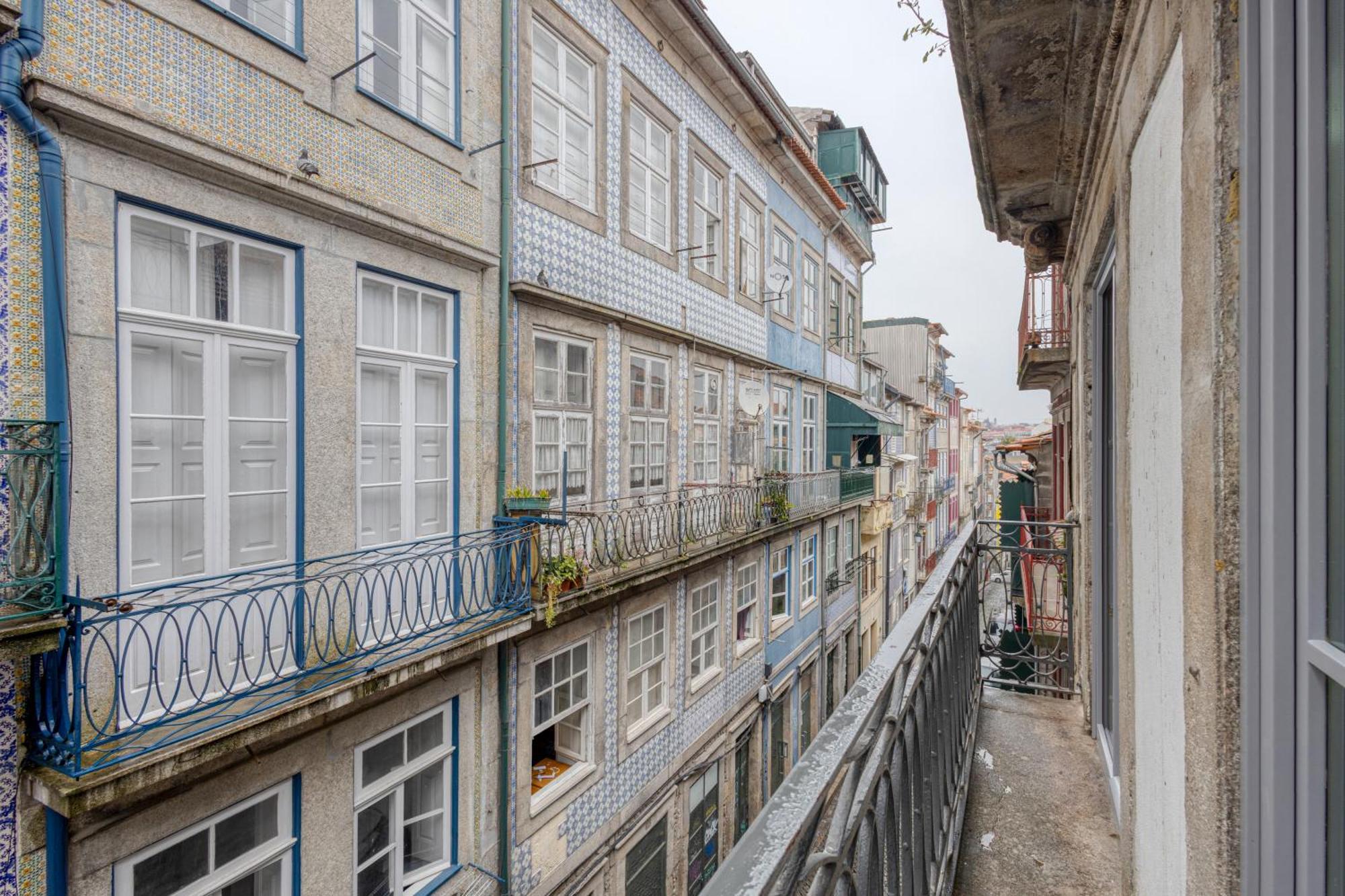Oporto Guest Casa Dos Clerigos Apartment ภายนอก รูปภาพ